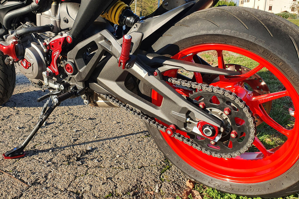 CNC Racing Swingarm Spools M6 for Ducati - CNC Racing image 5