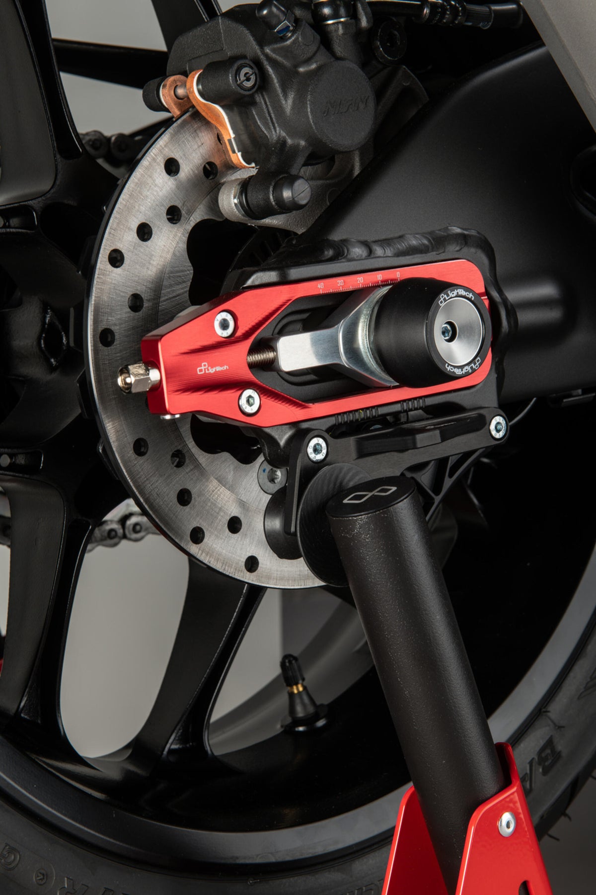 LighTech Chain Adjusters for Yamaha R1 2020–2025 / Yamaha R1M 2020–2025