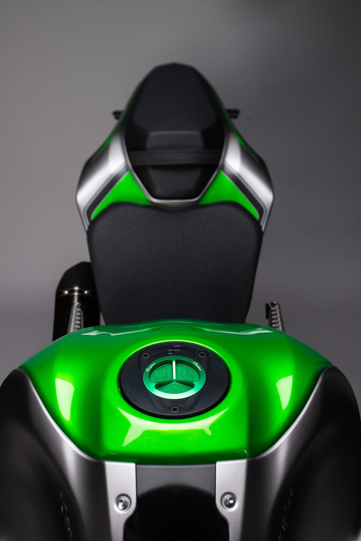LighTech Fuel Tank Cap with Spin Locking for Kawasaki Multiple Models