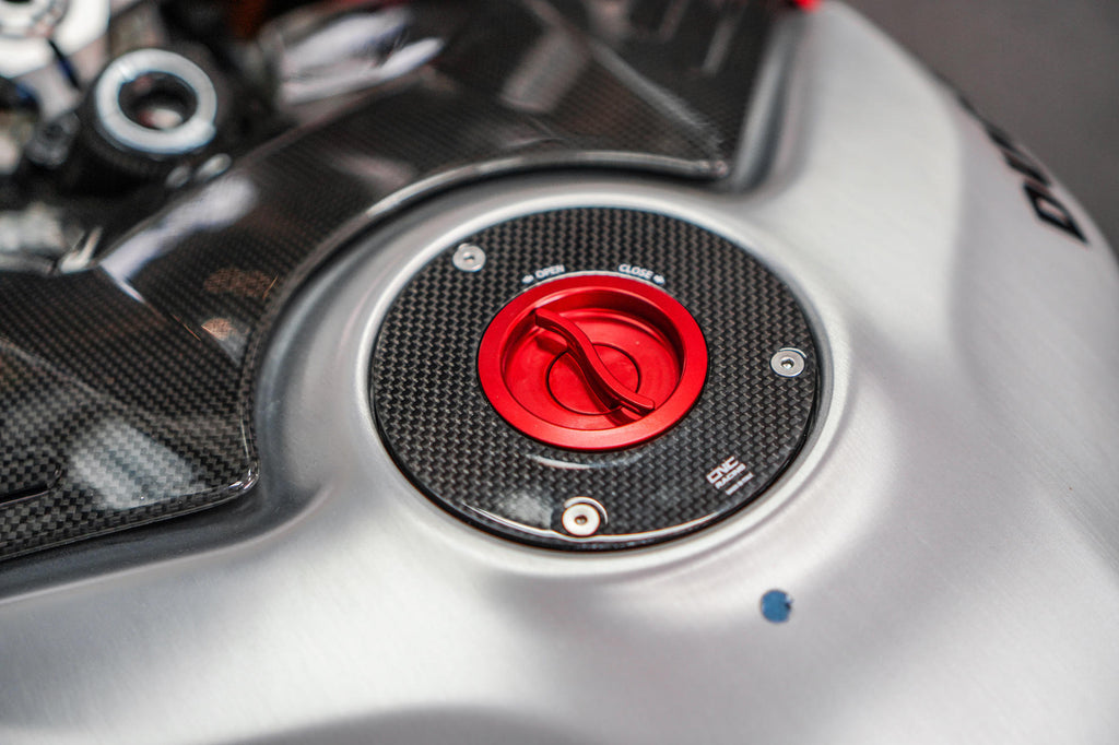 CNC Racing Fuel tank cap – flange CARBON FIBER - CNC Racing image 4