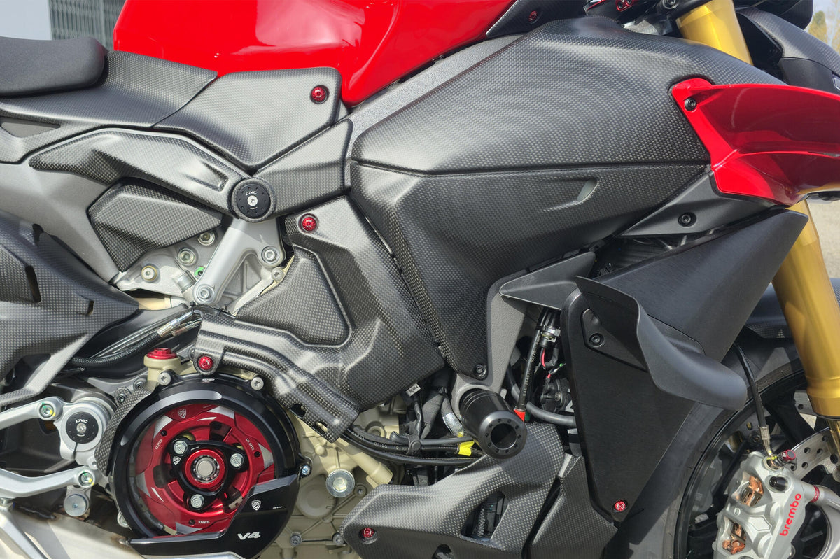 CNC Racing Right Engine Cover for Ducati Panigale V4 and Streetfighter V4 (MY2025) – Carbon Plain Weave, Matte Finish, Plug & Play - CNC Racing image 3