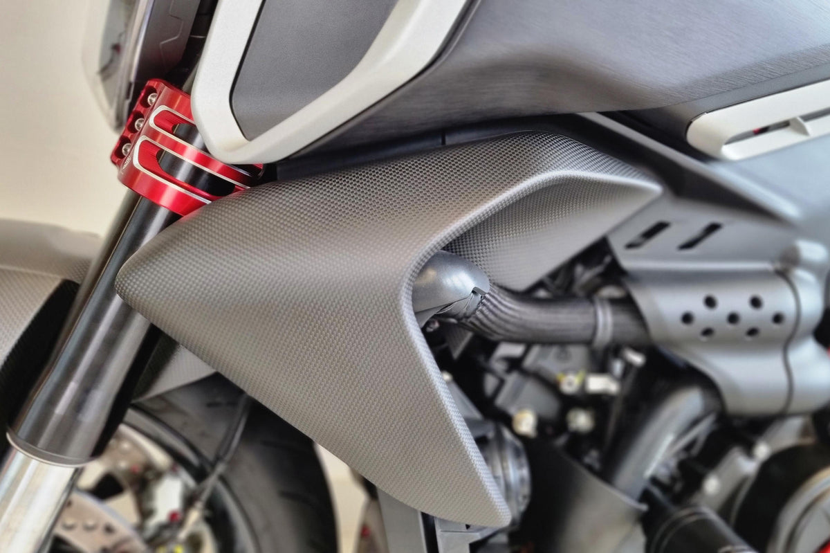 CNC Racing Water Cooler Side Covers for Ducati Diavel V4 – Carbon - CNC Racing image 2