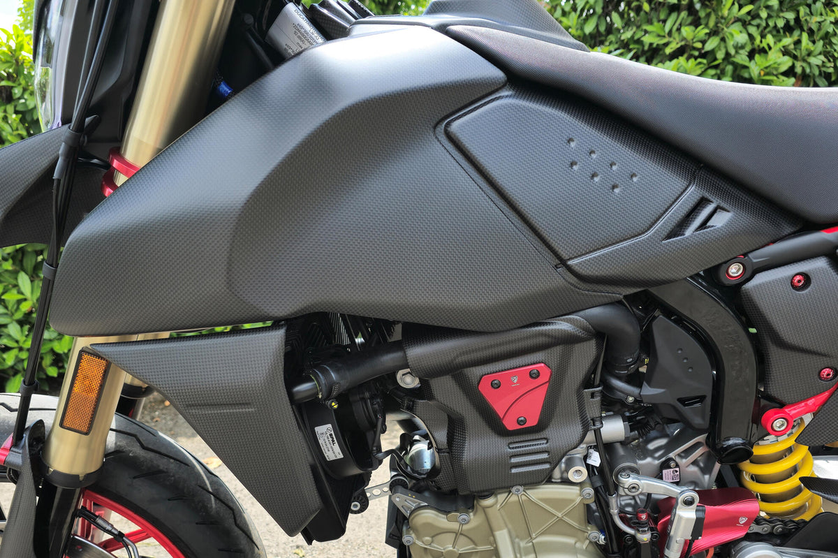CNC Racing Engine Cover Lh Protector for Ducati Hypermotard 698 Mono - CNC Racing image 3