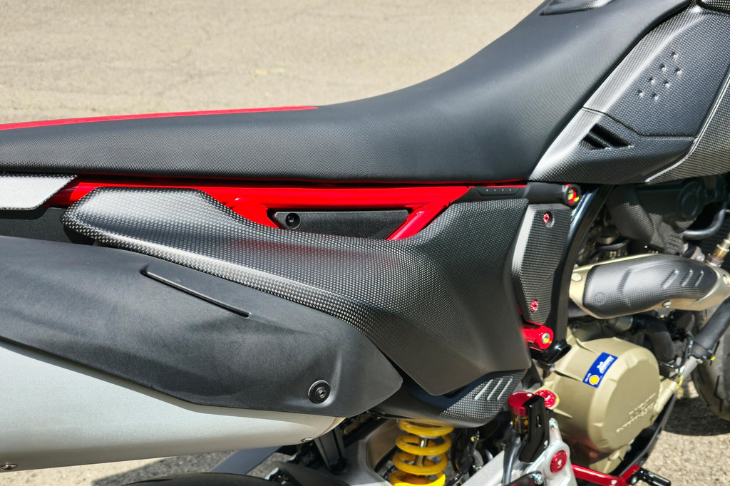 CNC Racing Rear Subframe Covers for Ducati Hypermotard 698 Mono – Carbon - CNC Racing image 4