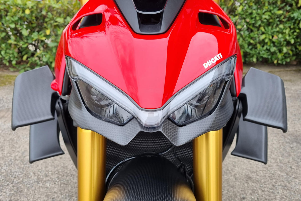 CNC Racing Headlight Lower Guard for Ducati Streetfighter V4 and V2 – Carbon Fiber - CNC Racing image 2