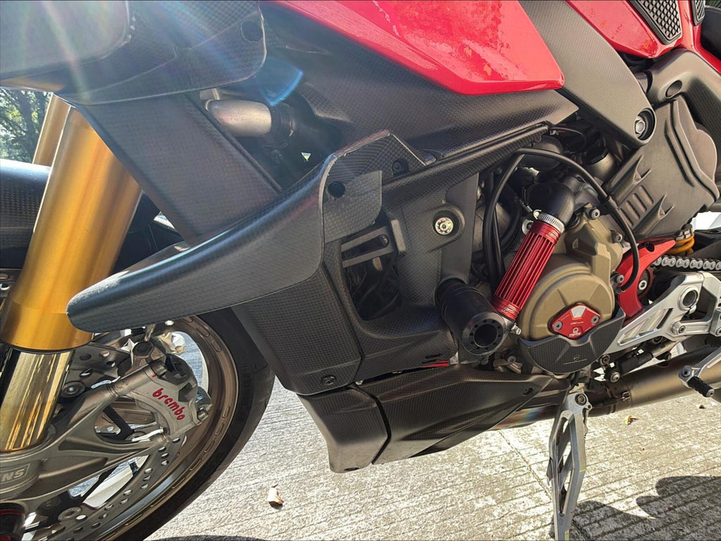 CNC Racing Belly Pan Carbon for Ducati Streetfighter V4 - CNC Racing image 2