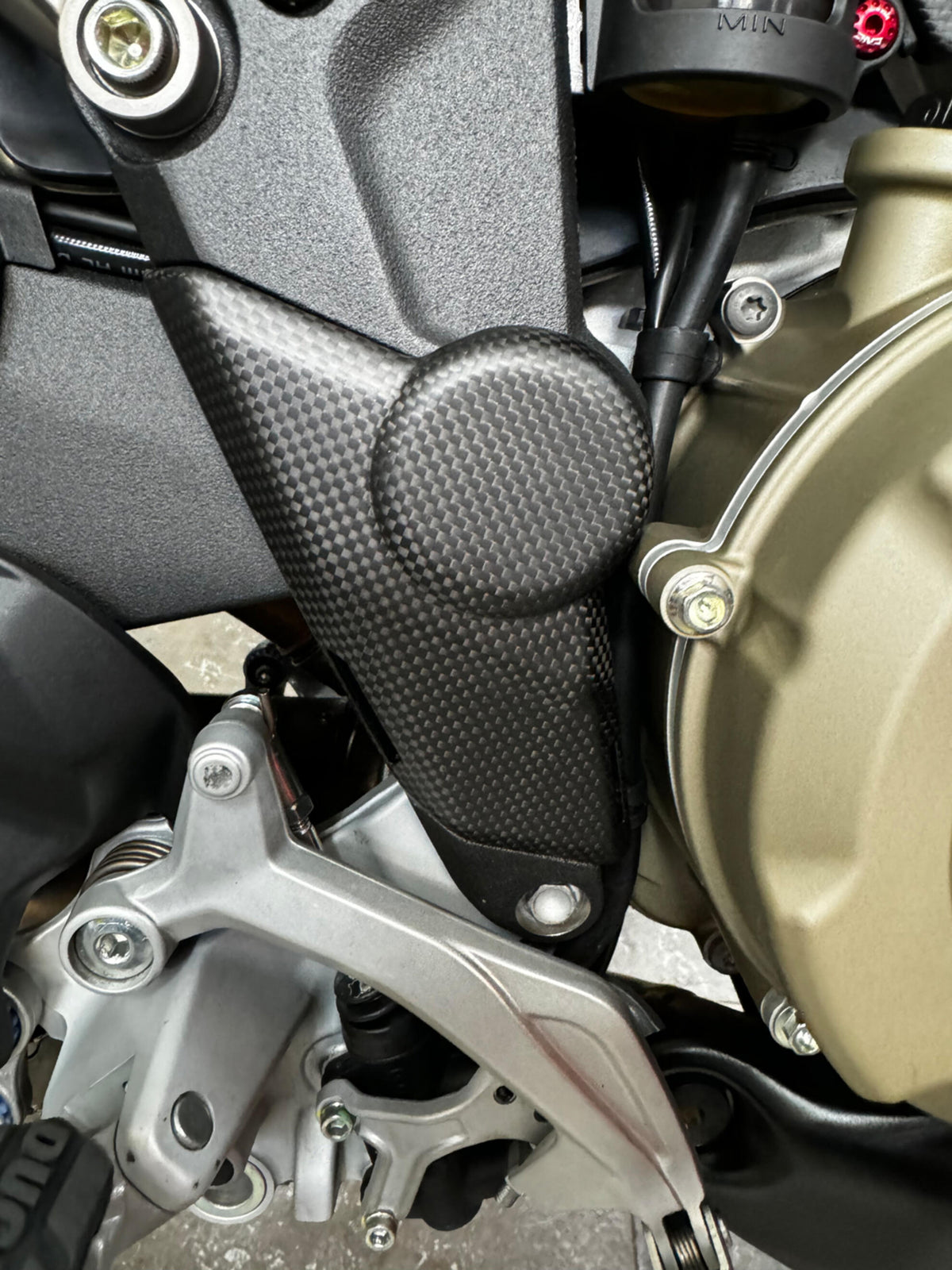 CNC Racing Frame Side Plates Lower Covers Carbon No Hole for Ducati Multistrada V4 - CNC Racing image 3