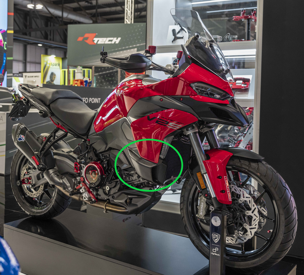 CNC Racing Lower Winglets Kit in Carbon for Ducati Multistrada V2 MY2025 - CNC Racing image 5