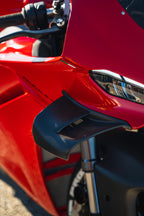 CNC Racing Winglets for Ducati Panigale V4 – Carbon - CNC Racing image 3