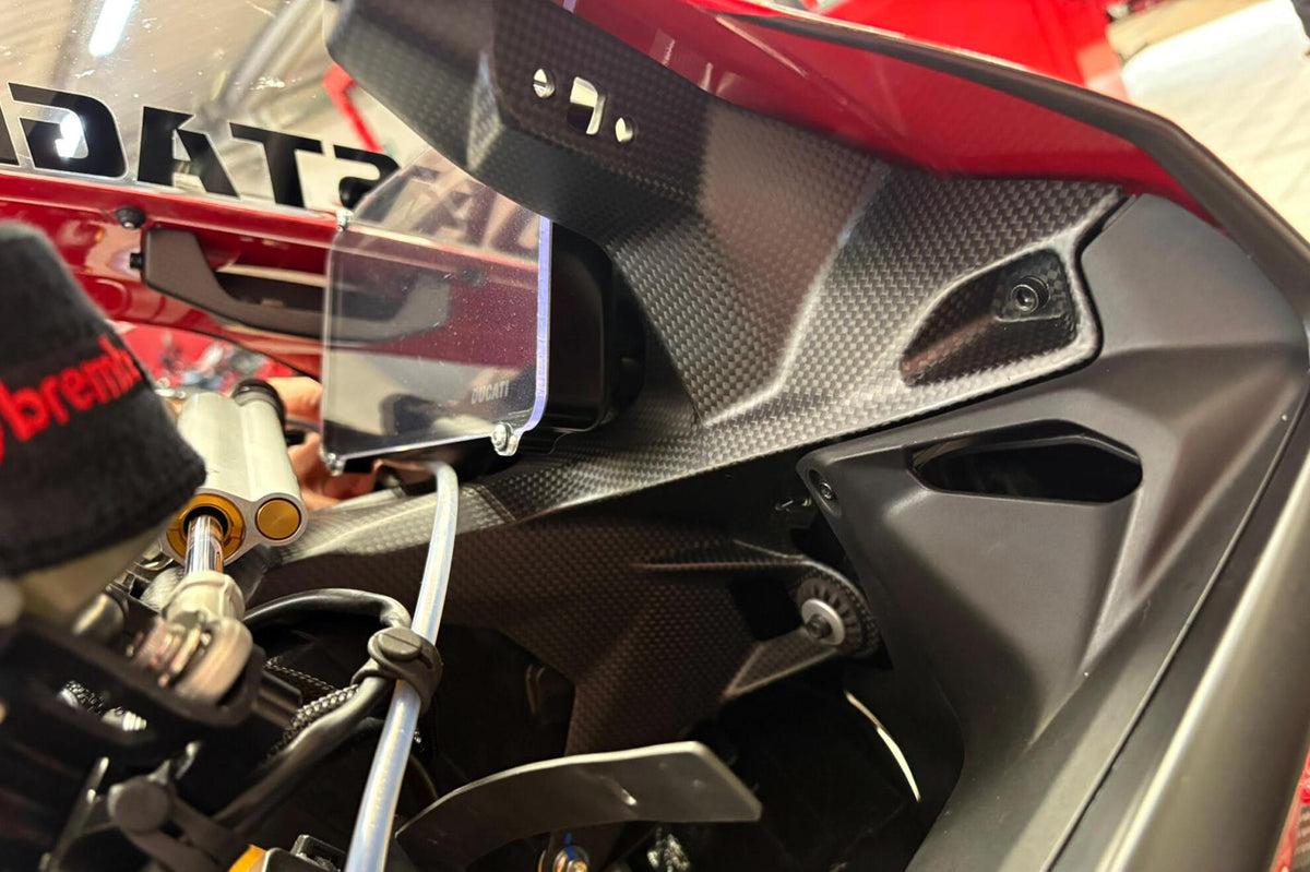 CNC Racing Instrument Bracket for Ducati Panigale V4 – Carbon - CNC Racing image 6