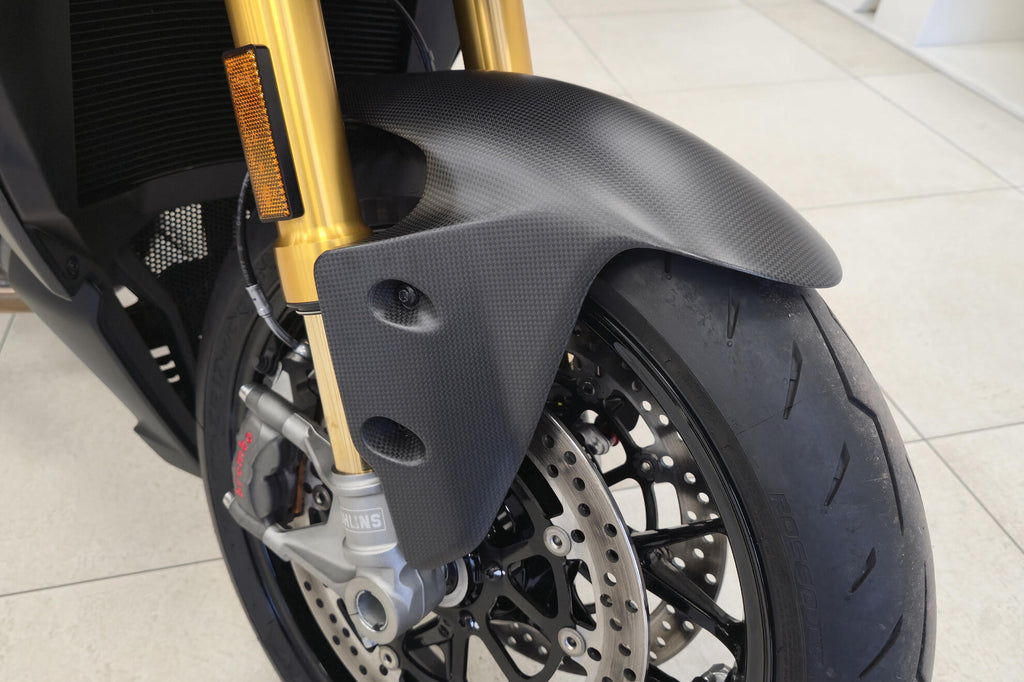 CNC Racing Carbon Front Fender for Ducati Panigale V2 and Streetfighter V2 MY2025 - CNC Racing image 6