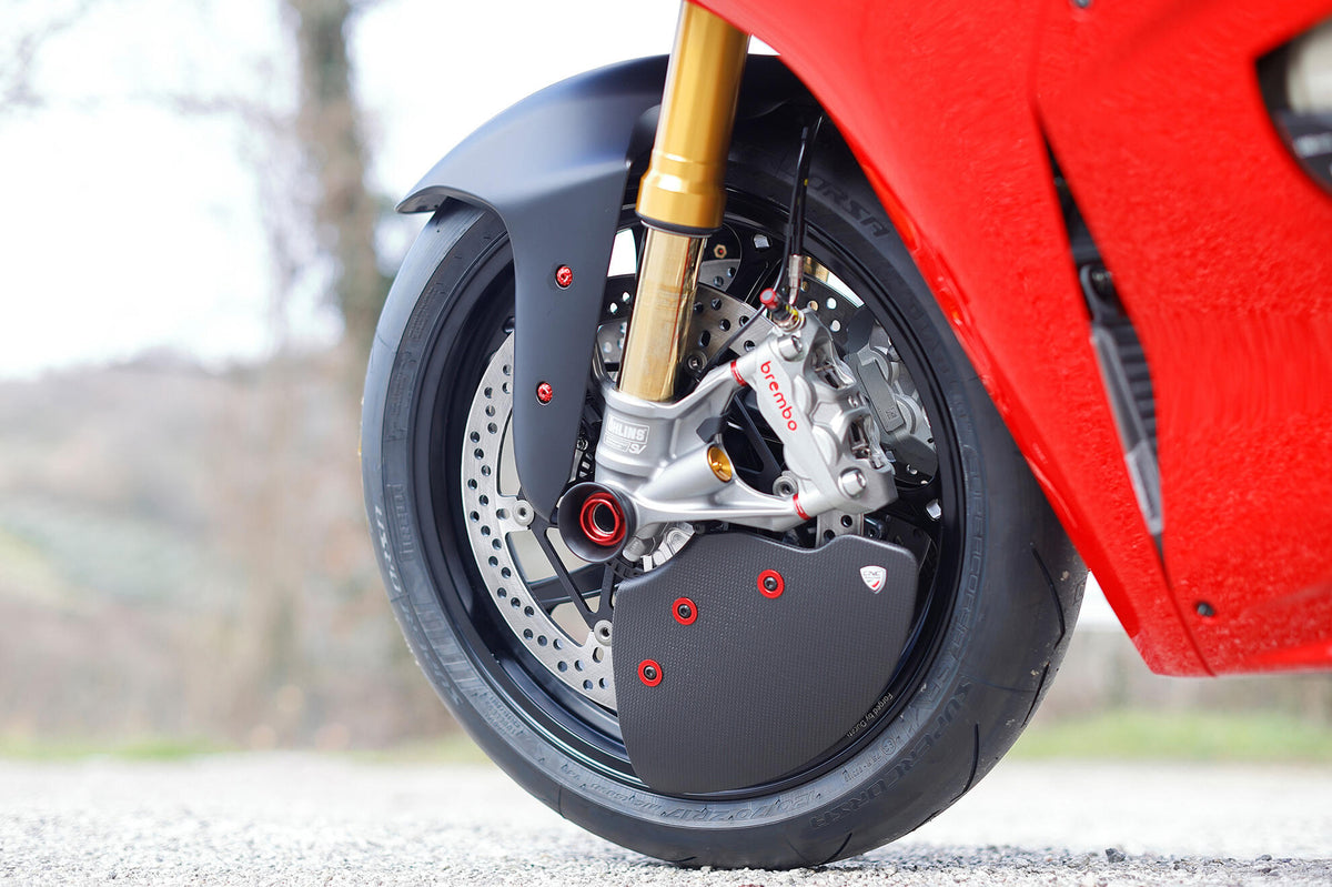 CNC Racing GP DUCTS EVO – Front Brake Cooling System – Carbon Glossy for Ducati - CNC Racing image 3