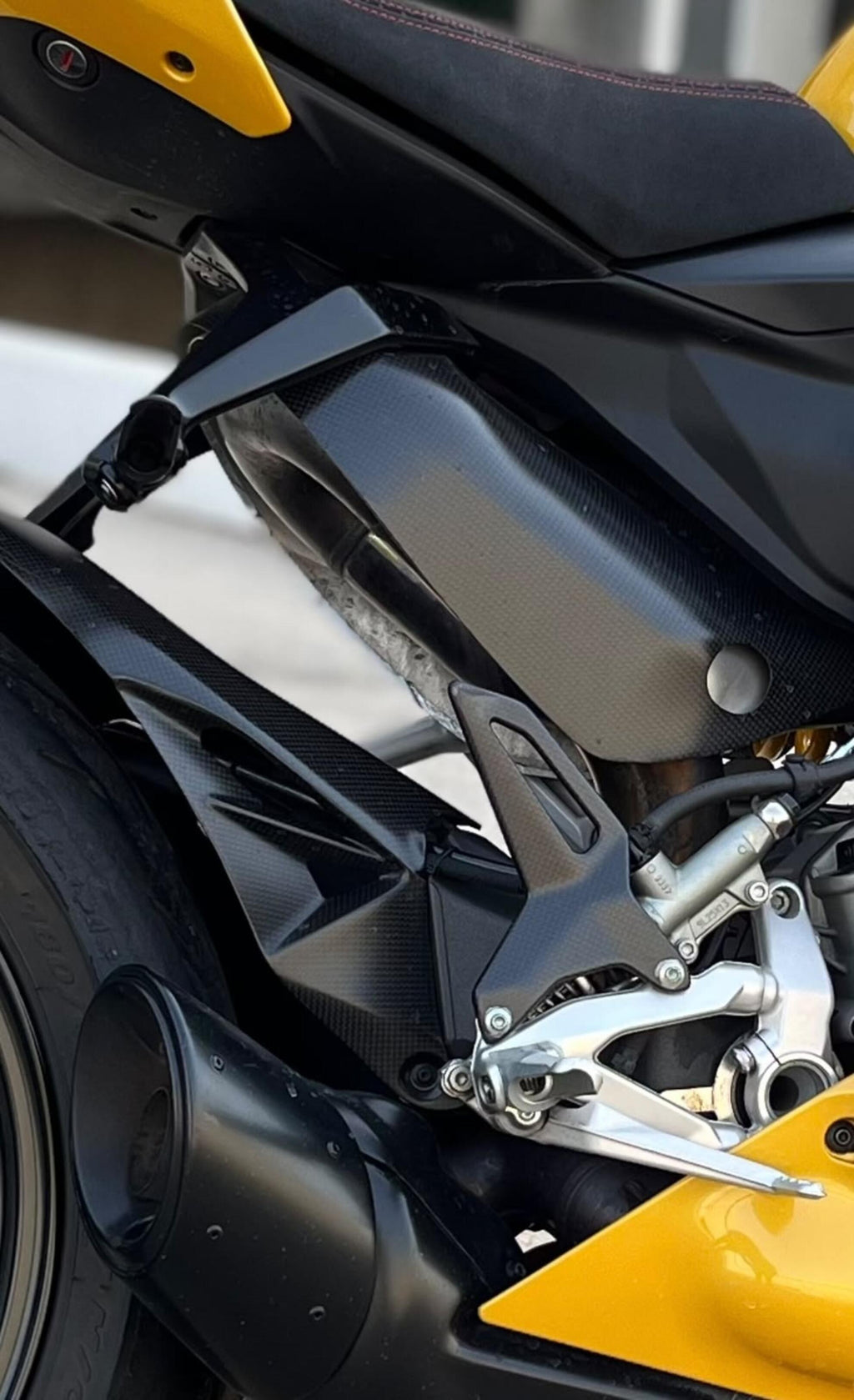 CNC Racing Exhaust Heat Guard Made from Matte Carbon for Ducati Panigale and Streetfighter - CNC Racing image 5
