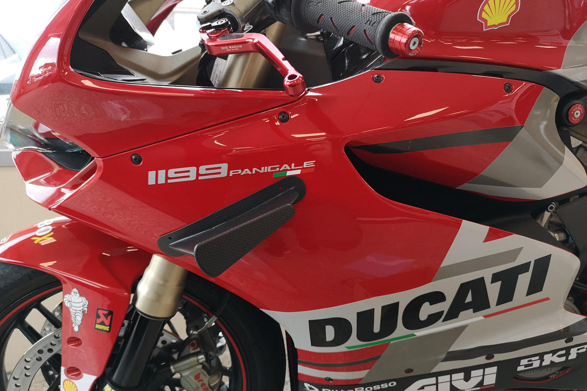 CNC Racing GP Winglets for Ducati Panigale V – Twin – Carbon Fiber - CNC Racing image 5