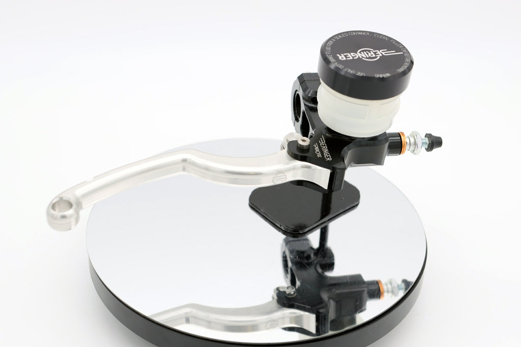 Beringer BARR axial racing brake master cylinder detail