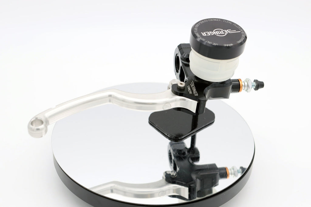Beringer BARR axial racing brake master cylinder detail