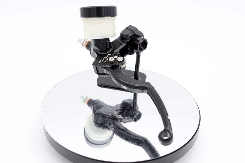 Beringer CARR axial racing clutch master cylinder detail