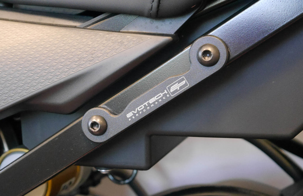 Evotech Pillion Footpeg Removal Kit - BMW S 1000 RR HP4 (2013 - 2016)