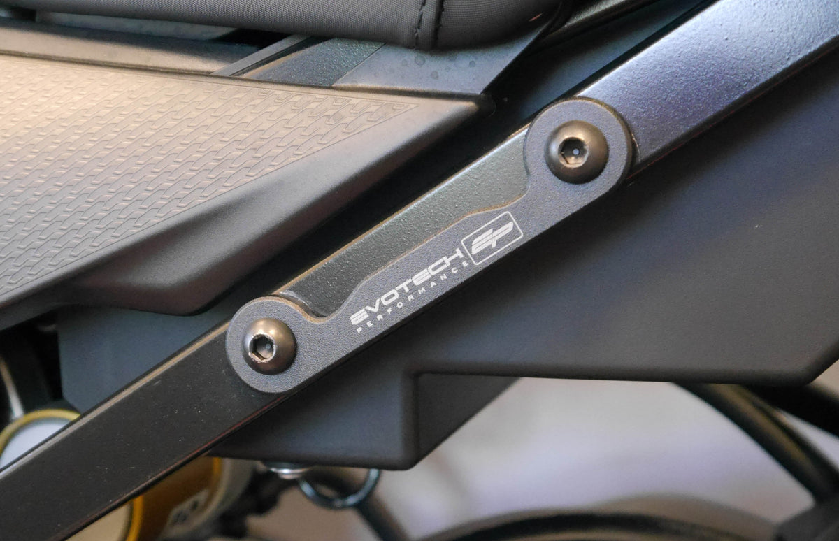 Evotech Pillion Footpeg Removal Kit - BMW S 1000 RR HP4 (2013 - 2016)